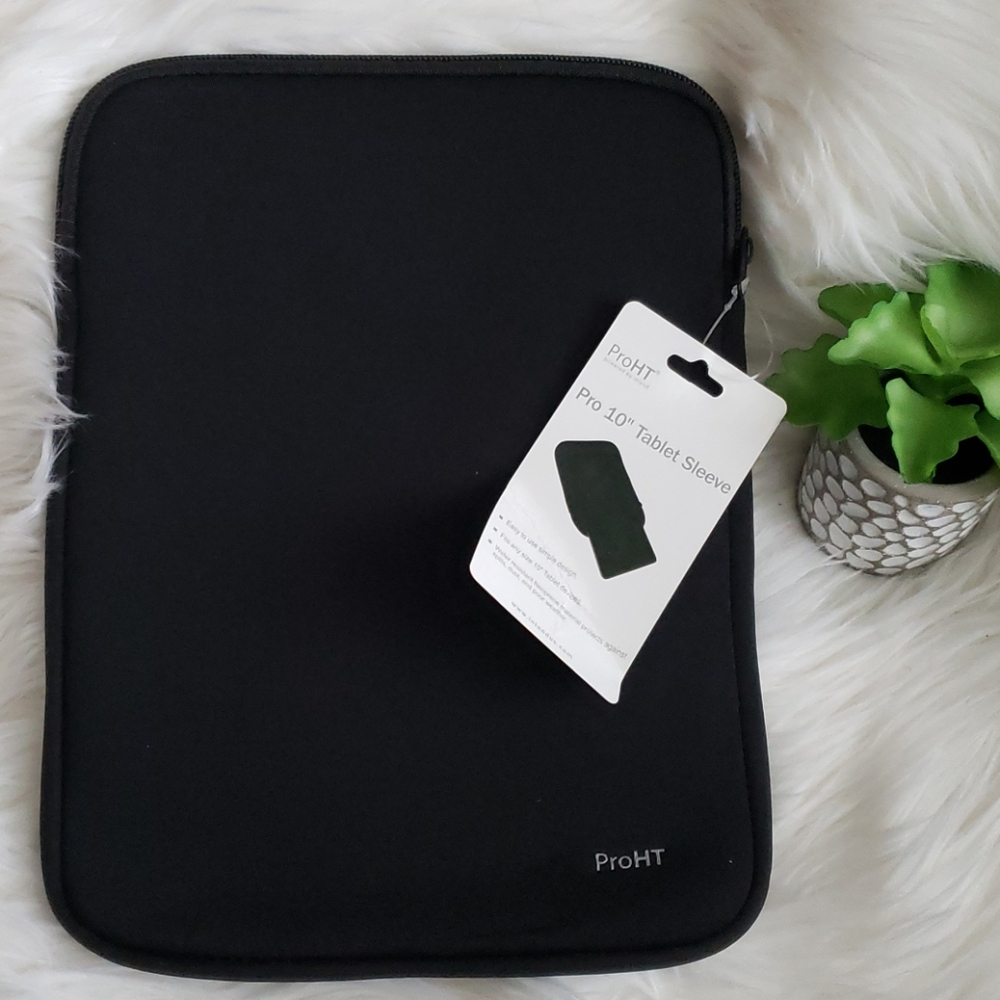 Inland ProHT Pro 10" Black Neoprene Tablet Sleeve